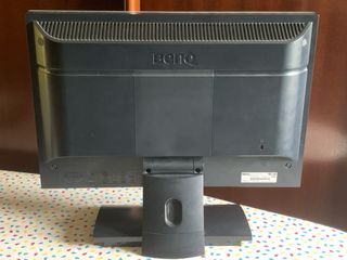 Monitor BenQ Plata y Negro