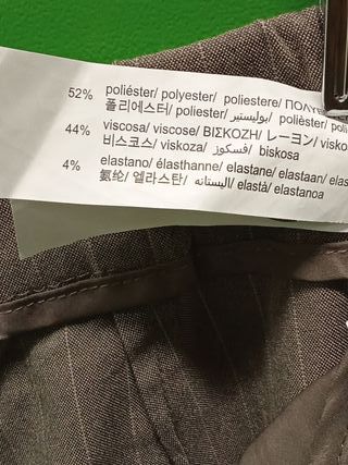 Pantalones de raya diplomática marrón