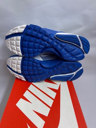 zapatillas talla 43 Nike Presto Fly WRLD