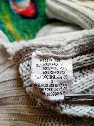 Jersey de mujer cuello alto gris