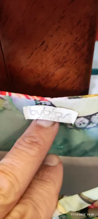 Abito smanicato fantasia Floreale