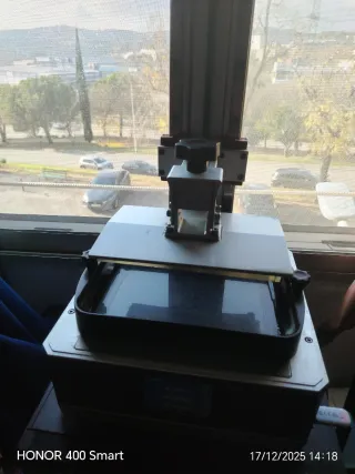 Impresora 3D Resina Anycubic Amarilla phono mono x