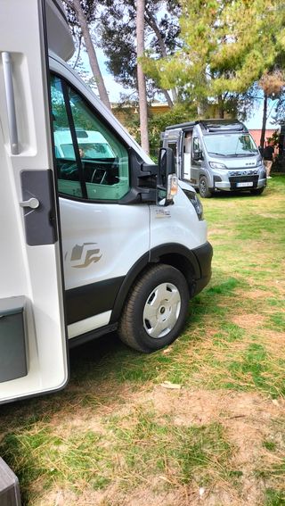 Autocaravana Benimar Tessoro 495 UP cama isla 5p