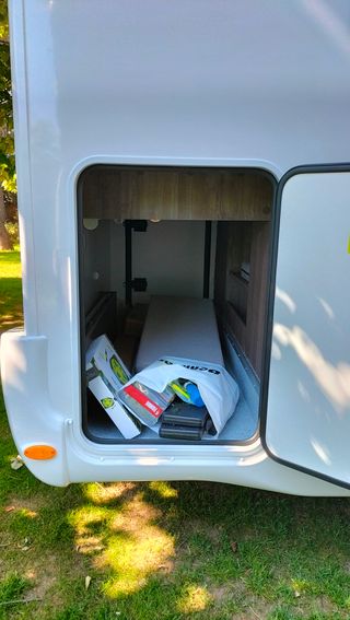 Autocaravana Benimar Tessoro 495 UP cama isla 5p