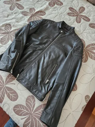 Cazadora de piel marrón