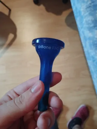 Trombón Pbone de plástico azul