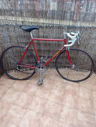 Bicicleta carretera vintage Olmo Roja