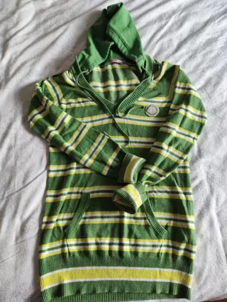 Jersey Bershka rayas verde y amarillo