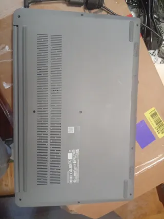 Lenovo IdeaPad 1 Gen 7 15.6 AMD Ryzen 5 7520U