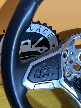 Volante VW Golf VIII