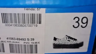 Zapatillas esparto lunares blancas y negras