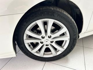 Renault Latitude 2011