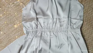 Vestido Mango satinado beige