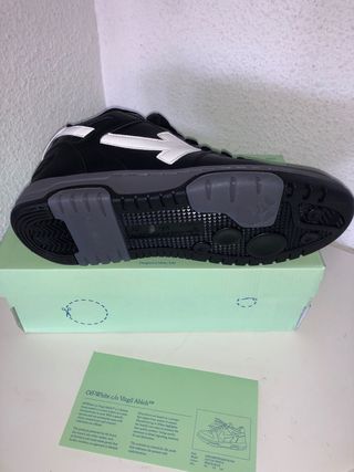 Sneakers Off-White Nere e Grigie