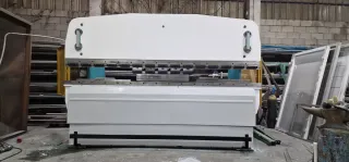 Plegadora 3050 100tm Mebusa Promecam RG 103