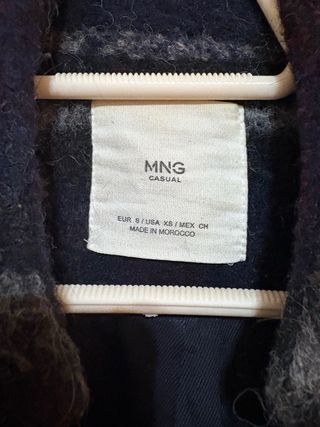 Abrigo cuadros Mango Talla S