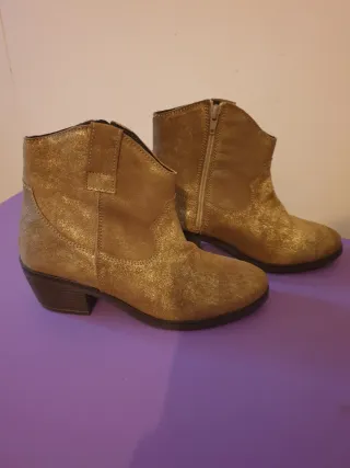 Botines dorados talla 38 sin estrenar
