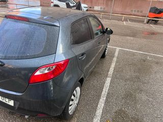 Mazda 2 2009