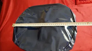 Bolso azul brillante