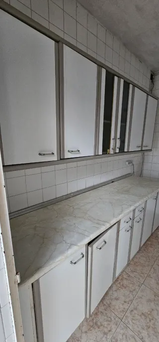 Cocina blanca modular.