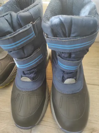Dos pares de botas de nieve núm 37