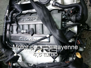 Motor porsche cayenne 4,8 turbo.