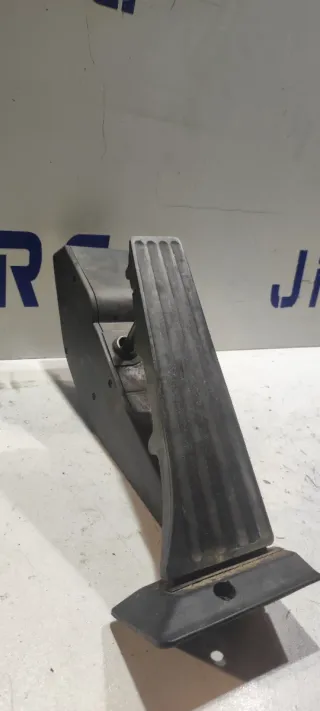 15 PEDAL ACELERADOR BMW SERIE 5 530d