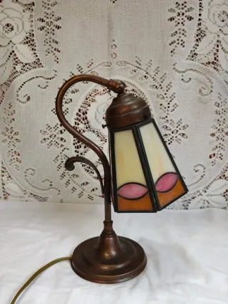 Lampada da comodino Tiffany