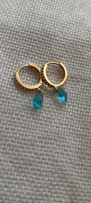 Pendientes aro con lágrima azul
