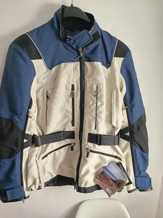 Chaqueta Moto BMW Mujer Talla M pantalón talla 40