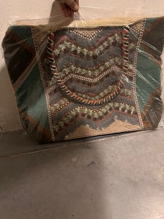 2 Bolsos de mano étnicos con abalorios