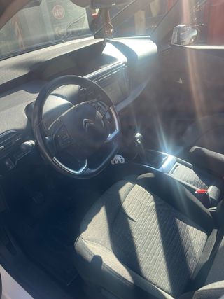 Citroen C4 Picasso 2016 318 km