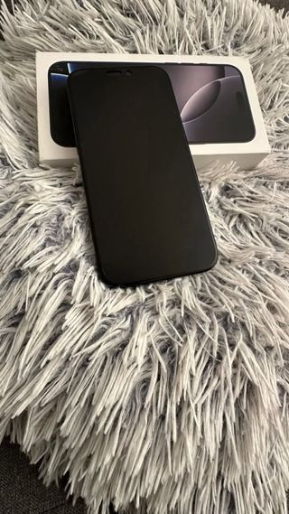 iPhone 16 Pro Max Negro 256 GB 99% DE BATERIA