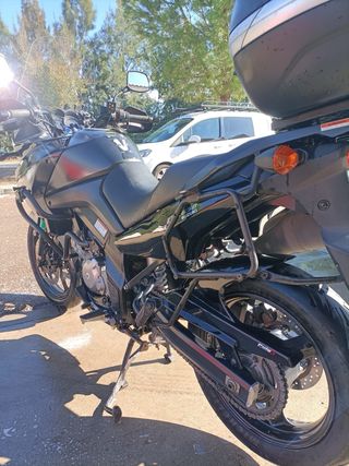 Suzuki V-Strom 650 K7