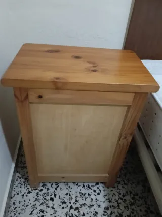 Pareja Mesitas de Noche Madera