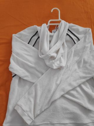 Sudadera Tenth Basics Mujer Blanca