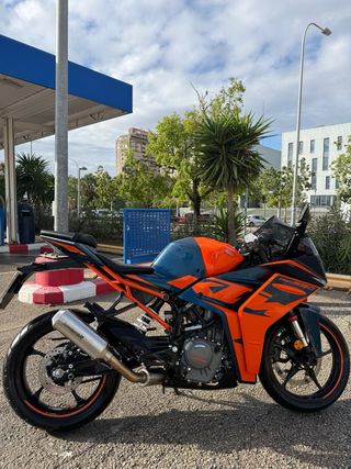 KTM RC 390 2023