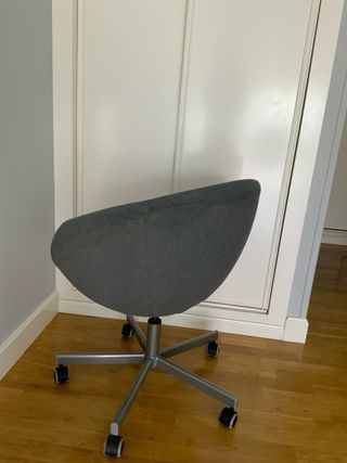 Silla de oficina gris IKEA