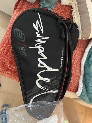 Paletero Bullpadel Bpp-24005 Ionic Negro