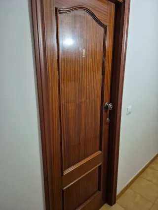 10 Puertas de Madera. 20€ cada una