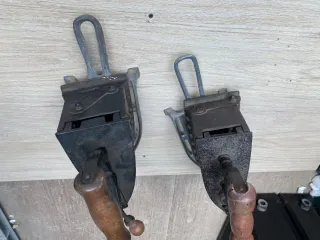 2 Planchas antiguas de hierro