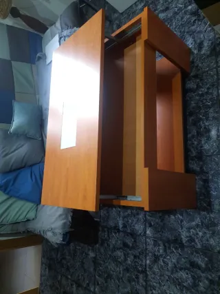 Mesa de centro elevable de madera