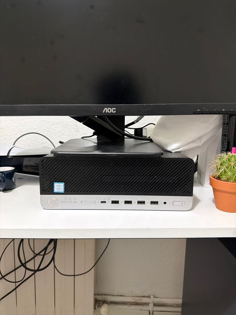 HP ProDesk 600 G4 SFF –i5 /16GB RAM SSD 256gb/wifi