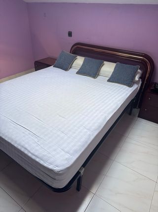 Armario puertas correderas espejo burdeos