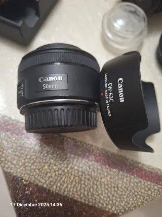 Canon EOS 2000D + Obiettivo 18-55mm