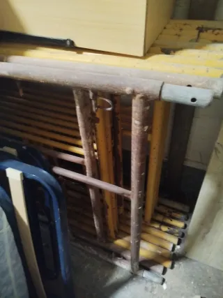 Herramientas y material de obra.