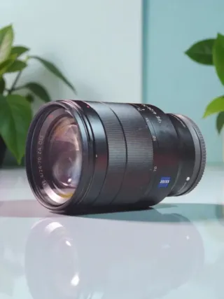 IMPECABLE Sony FE 24-70mm f/4 ZA OSS Lente