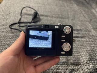 Cámara Sony Cyber-shot DSC-W40