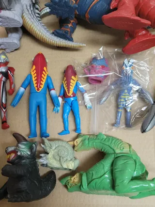 Ultraman & Alien Kaiju Monsters Bandai