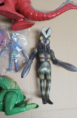Ultraman & Alien Kaiju Monsters Bandai
